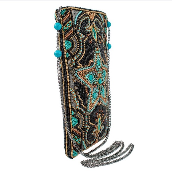 Mary Frances Lone Star Beaded Crossbody Phone Bag - Picture 3 of 8